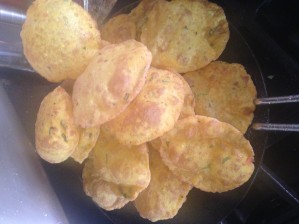 Masala Puri Spicy Puffed Bread